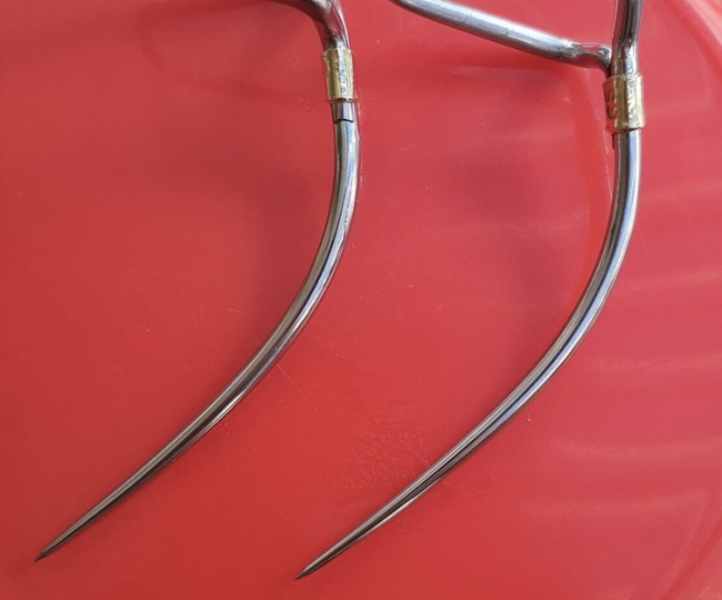 Cựa gà nòi 62 lai 25 thép Mỹ thông kim học đồng